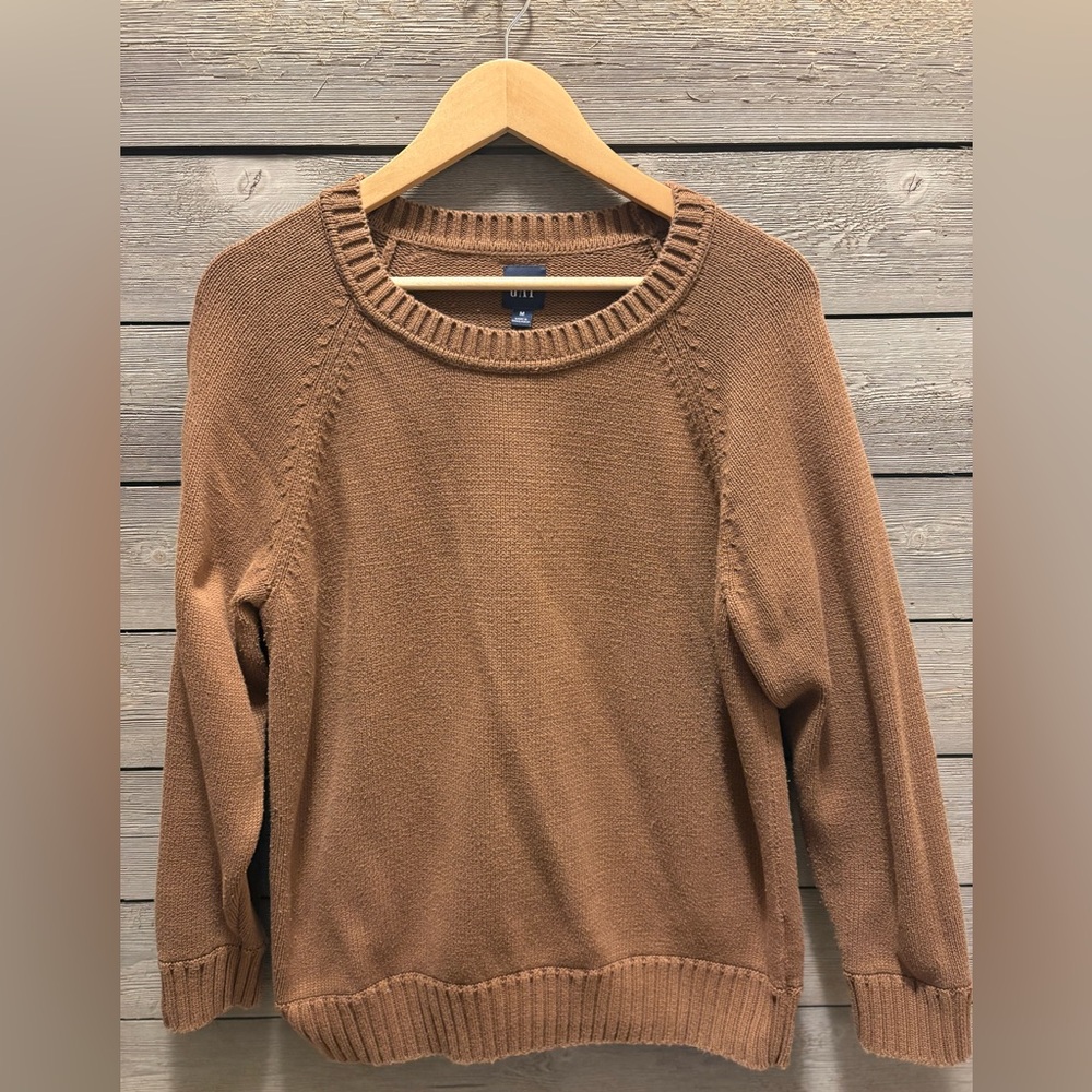 GAP Crew Neck Sweater